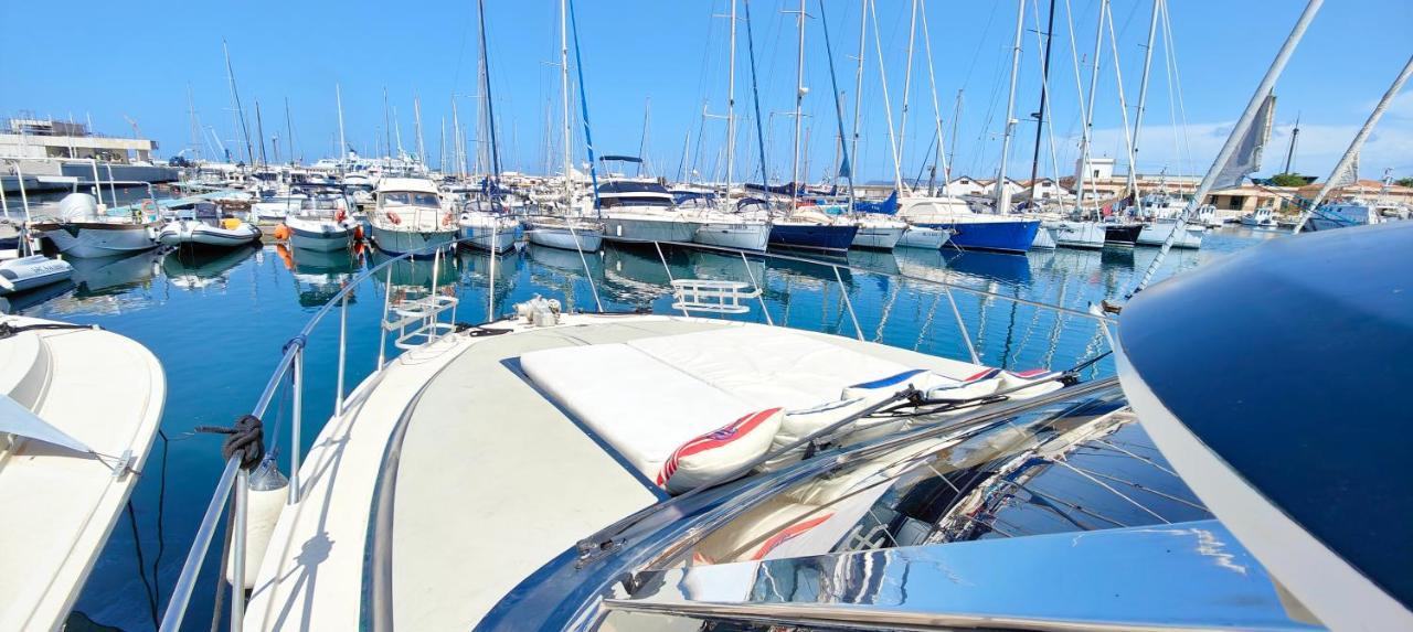 Panaby - House Boat Hotel Palermo Bagian luar foto