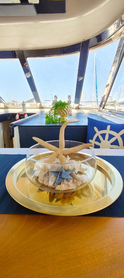 Panaby - House Boat Hotel Palermo Bagian luar foto
