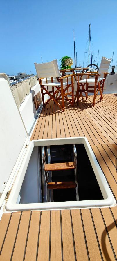 Panaby - House Boat Hotel Palermo Bagian luar foto