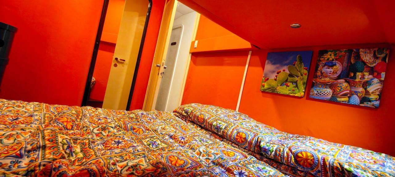 Panaby - House Boat Hotel Palermo Bagian luar foto